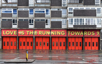 Four signs: Love is the running to strangers